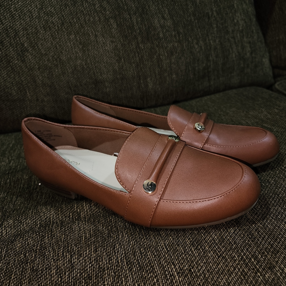 Liz Claiborne Brown Leather Loafers